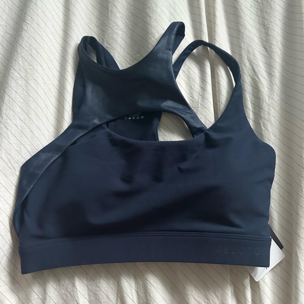 Peloton Cadent Navy Cire Sports Bra (S) NWT - Picture 2 of 4
